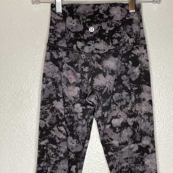Lululemon Align Pant II 25" Floral Illusion Ice Grey Multi - Picture 13 of 14
